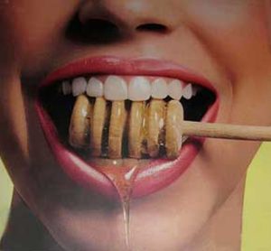 تاثیرات عسل بر روی سلامت دهان و دندان